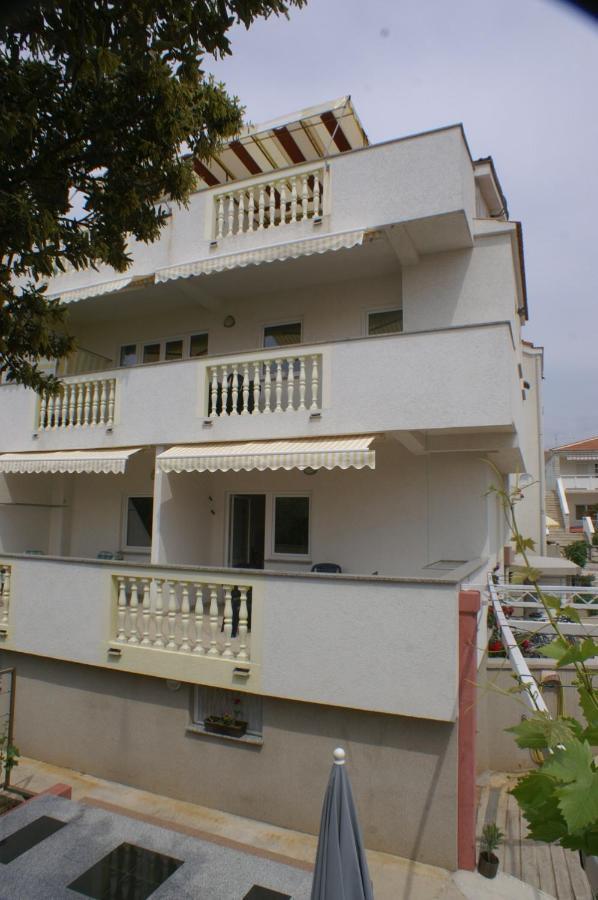 Apartments By The Sea Mandre, Pag - 4098 Dış mekan fotoğraf